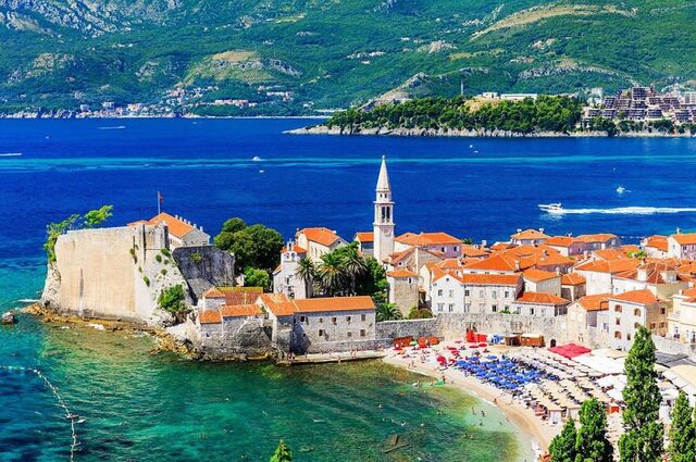 İzmir'den Direkt Sefer ile Budva Rotası 4 Gece 5 Gün